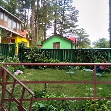 Huts Hotel Patnitop Luaran gambar